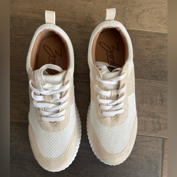 NWOT! Women's Cooper Lace-Up Platform Sneakers, 9 - Picture 8 of 12